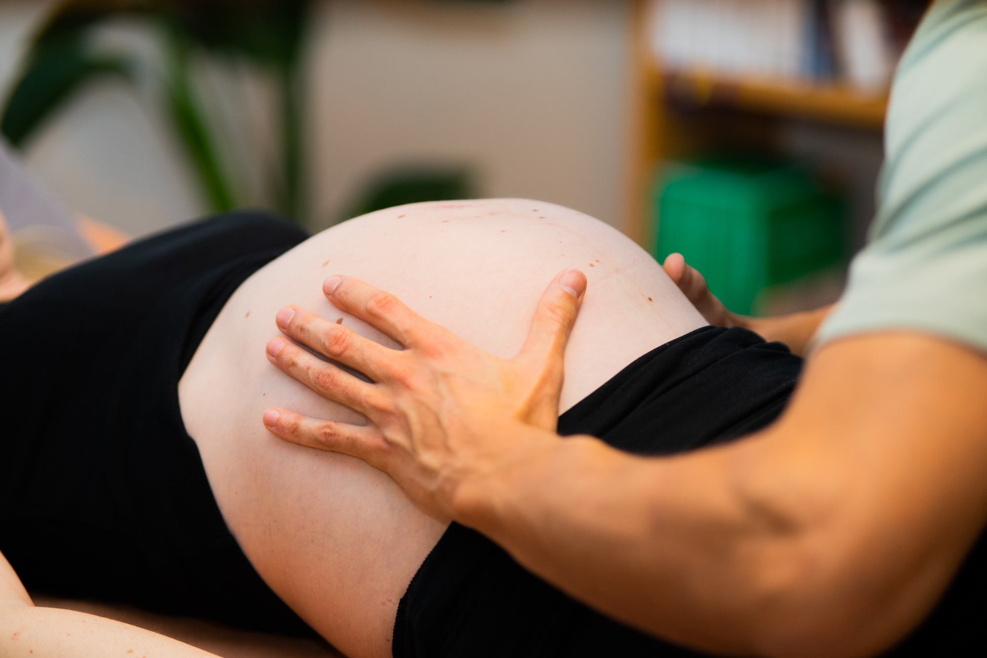 Osteopathie für Schwangere Hürth Köln – Behandlung in der Schwangerschaft bei Praxis Goussanou